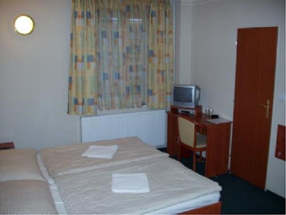Hotel U Hvezdy Πράγα Εξωτερικό φωτογραφία