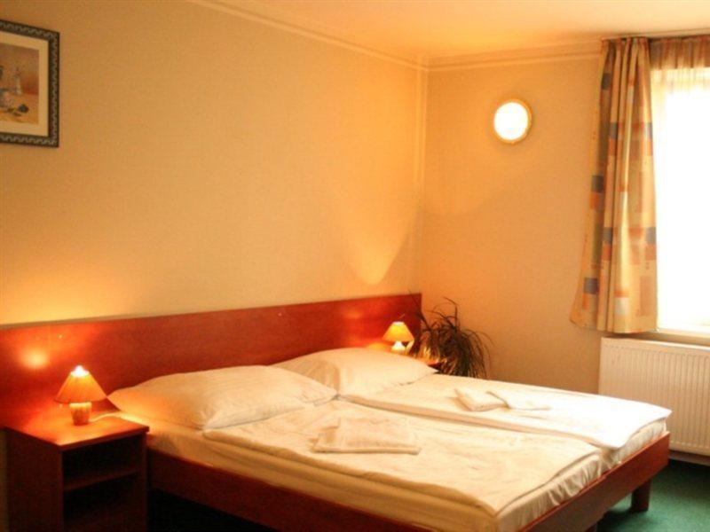 Hotel U Hvezdy Πράγα Εξωτερικό φωτογραφία